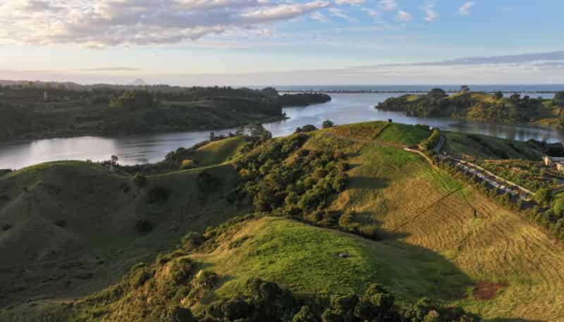 841 and 84 Wainui Road, Ohope