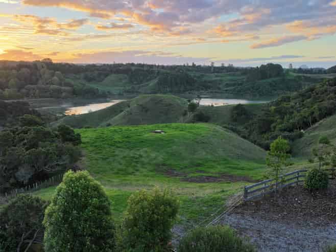 841 and 84 Wainui Road, Ohope