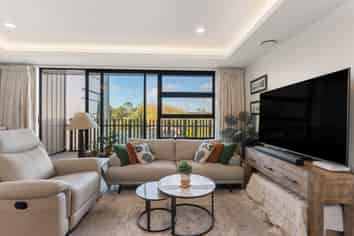 408/22 Library Lane, Albany