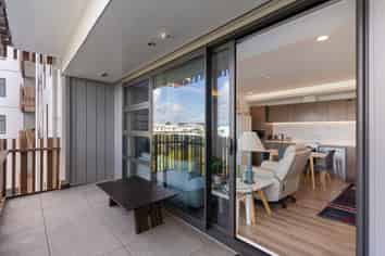 408/22 Library Lane, Albany