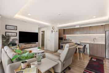 408/22 Library Lane, Albany