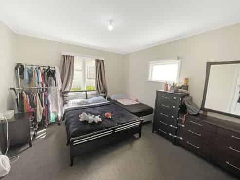 145 Main Road, Wainuiomata