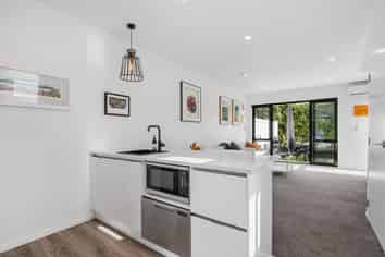 6/69 Allendale Road, Mount Albert