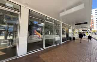 Fashion Island on Victoria Street