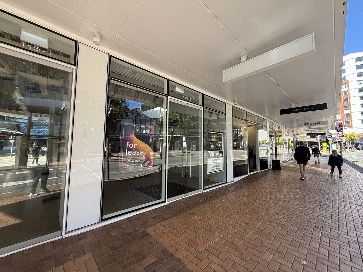 Fashion Island on Victoria Street