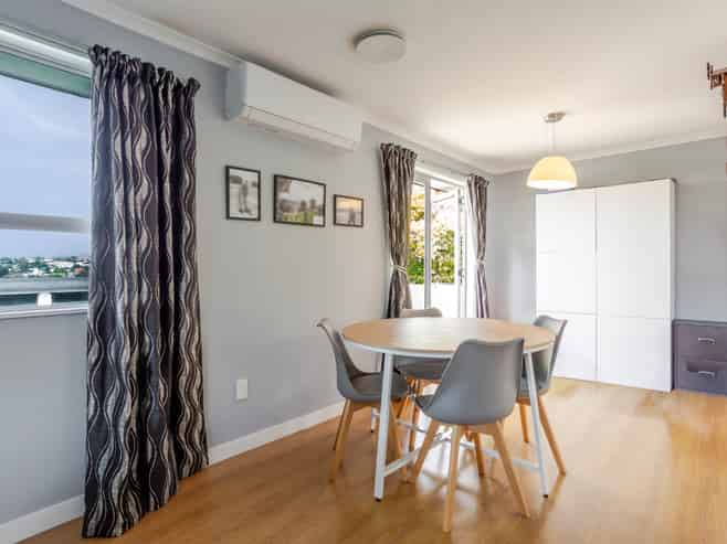 2/146 Glamorgan Drive, Torbay