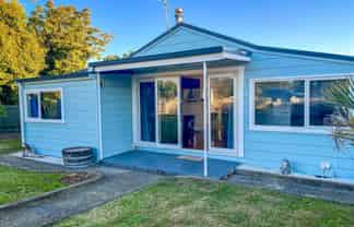 20 Shrimpton Road, Haumoana