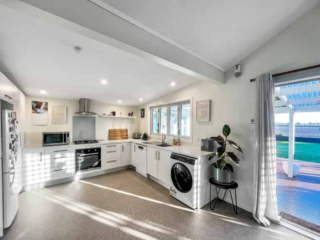 20 Shrimpton Road, Haumoana