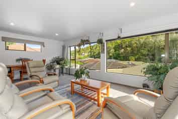 15 Garden Court, Woodhill