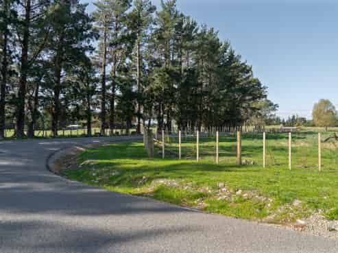 1a- 11 75 Parkers Road, Carterton