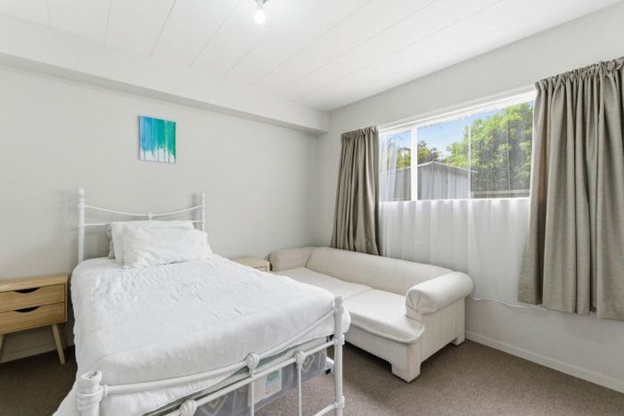 The Perfect Start or Solid Investment - Bild 3