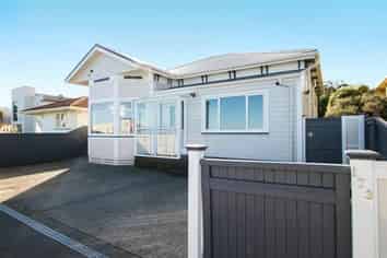 173 The Esplanade, Petone
