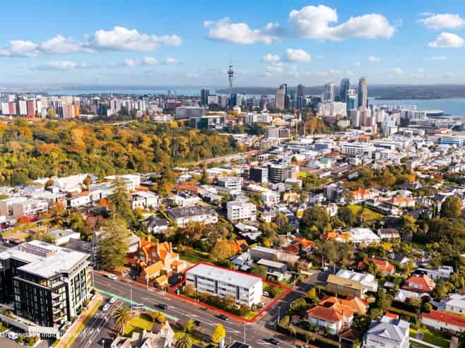 Rare Parnell Ridge Ground Lease Opportunity