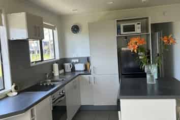 1297 Papamoa Beach Road, Papamoa