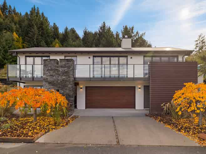1 Goldleaf Hill, Queenstown