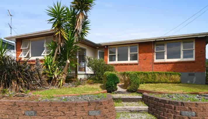 41 Mount View Drive, Mangakakahi
