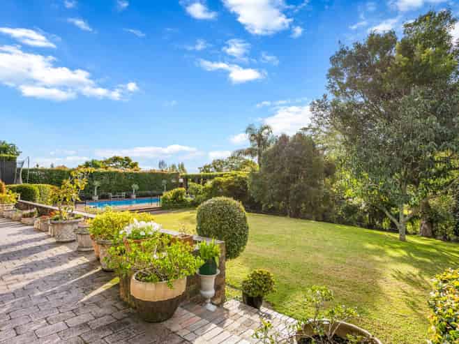 139 Long Drive, Saint Heliers