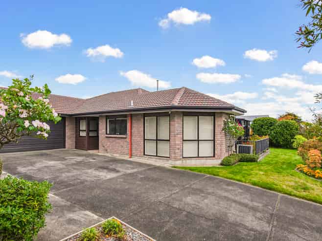 4 Cranbrook Grove, Waikanae