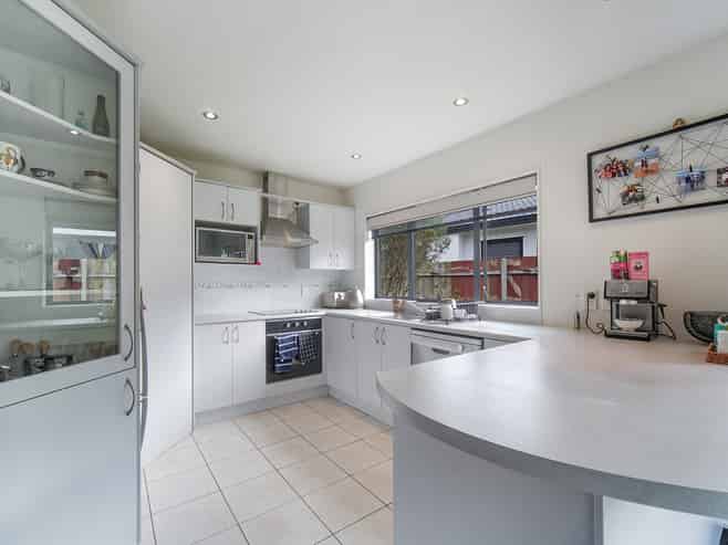 12 Ginders Drive, Massey