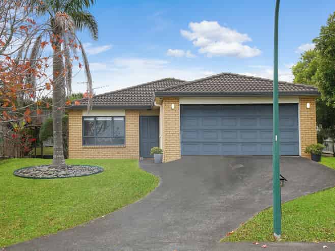12 Ginders Drive, Massey
