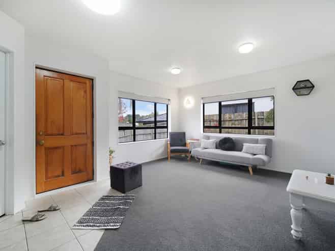 12 Ginders Drive, Massey