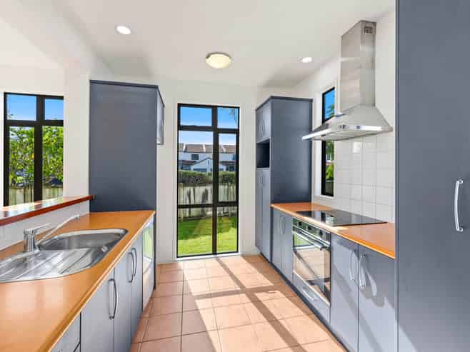 105/2 Armoy Drive, East Tamaki