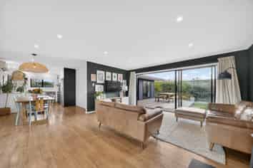 86 New York Street, Martinborough