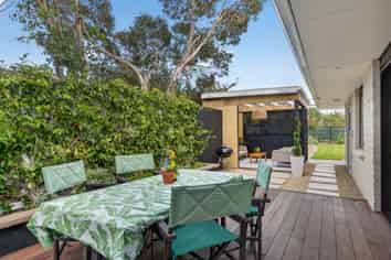 86 New York Street, Martinborough