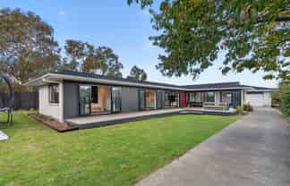 86 New York Street, Martinborough