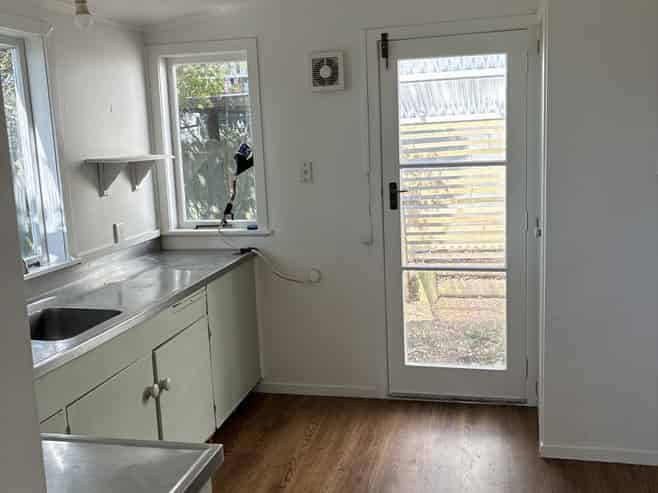 61 Second Avenue, Kingsland