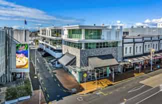 BOUTIQUE PARNELL OFFICE WITH DECK
