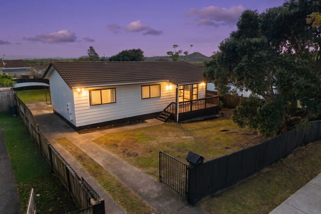 Investor & Homebuyer Renovated on Freehold Land ! – pohled 6