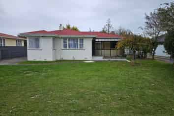 32 Pitama Road, Awapuni