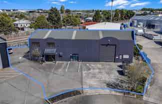 Standalone Sockburn Industrial with Trade Showroom 
