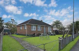 44 Te Puea Avenue, Meremere