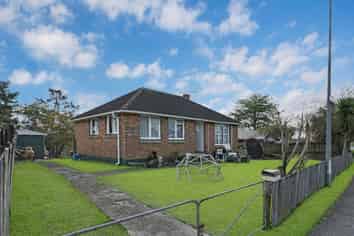 44 Te Puea Avenue, Meremere