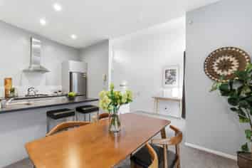 2/114 Mitchell Street, Brooklyn