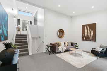 2/114 Mitchell Street, Brooklyn