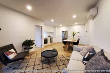 4/2 Tahuhu Road, Mount Wellington