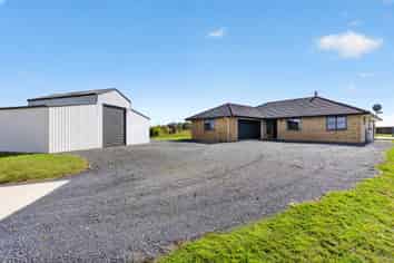 900 Hunua Road, Hunua