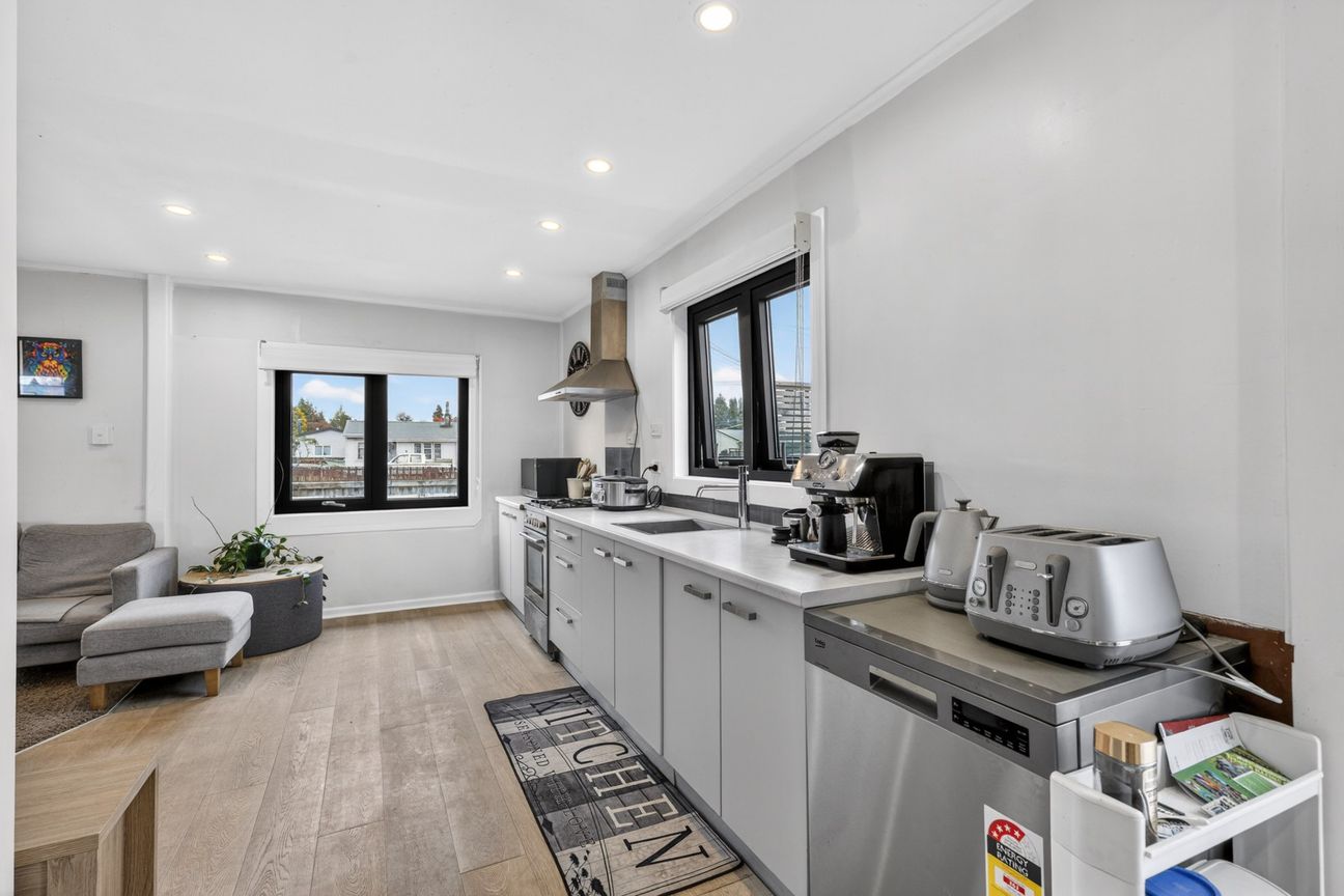 Smart buy with permitted studio bonus - Bild 2