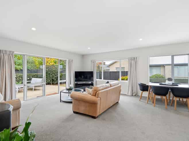 49 O'Neill Avenue, Northwood