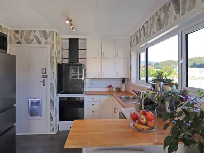 A/26 Wetherby Grove, Wainuiomata