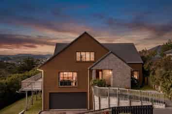 14 Carmichael Street, Johnsonville