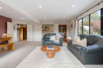 14 Carmichael Street, Johnsonville