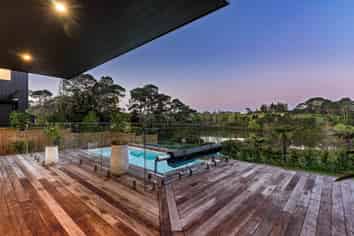 37 Elliot Street, Riverhead