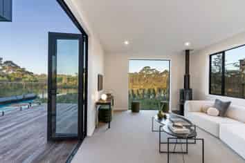 37 Elliot Street, Riverhead