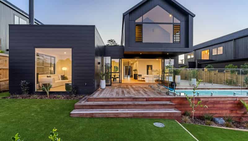 37 Elliot Street, Riverhead