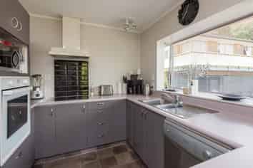 16 Maire Street, Tahunanui