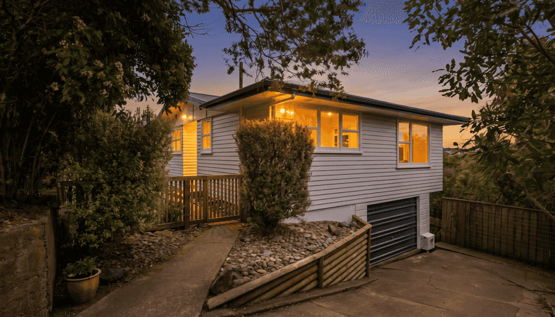 19 Jane Grove, Paparangi